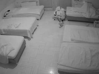 voyeurcam-julmodels-bed-6 webcam