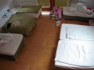 le modèle voyeurcam-julmodels-bed-6 est en webcam porno dans un show sur le site camsoda, il possède les tags suivants: flashing,hidden cam,julmodels house,no drinking,no smoking,perkytits,pov,sex,sexwebcam,hd