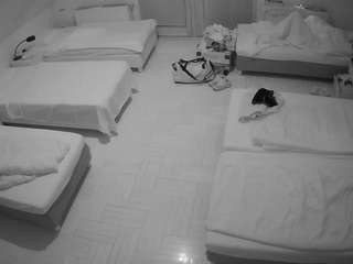 le modèle voyeurcam-julmodels-bed-6 est en webcam porno dans un show sur le site camsoda, il possède les tags suivants: flashing,hidden cam,julmodels house,no drinking,no smoking,perkytits,pov,sex,sexwebcam,hd