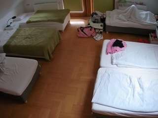 voyeurcam-julmodels-bed-6 webcam