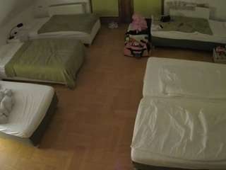 le modèle voyeurcam-julmodels-bed-6 est en webcam porno dans un show sur le site camsoda, il possède les tags suivants: flashing,hidden cam,julmodels house,no drinking,no smoking,perkytits,pov,sex,sexwebcam,hd