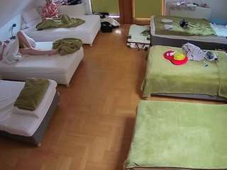 voyeurcam-julmodels-bed-6