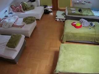 voyeurcam-julmodels-bed-6