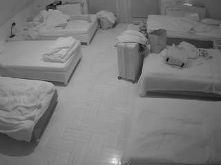 voyeurcam-julmodels-bed-6 webcam