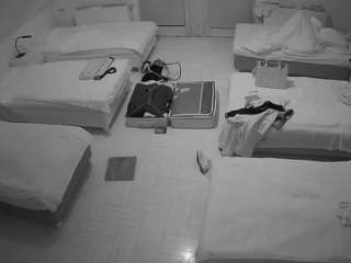 voyeurcam-julmodels-bed-6 camsoda