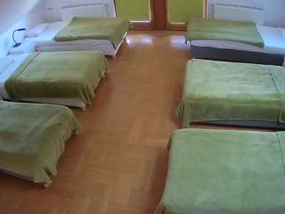 voyeurcam-julmodels-bed-6