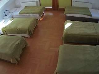 voyeurcam-julmodels-bed-6