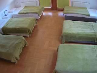 voyeurcam-julmodels-bed-6