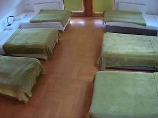 voyeurcam-julmodels-bed-6