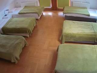 voyeurcam-julmodels-bed-6