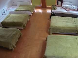 voyeurcam-julmodels-bed-6 webcam