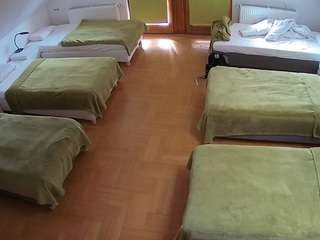 voyeurcam-julmodels-bed-6 webcam