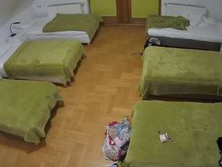 voyeurcam-julmodels-bed-6 webcam