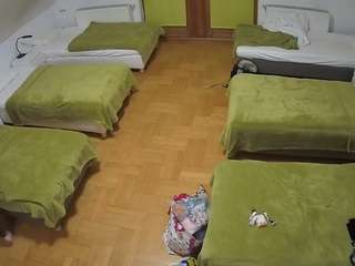 voyeurcam-julmodels-bed-6 webcam