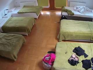 voyeurcam-julmodels-bed-6