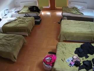 voyeurcam-julmodels-bed-6 webcam