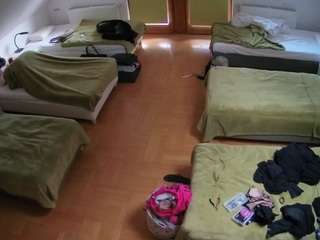 voyeurcam-julmodels-bed-6 webcam