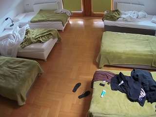 voyeurcam-julmodels-bed-6 webcam