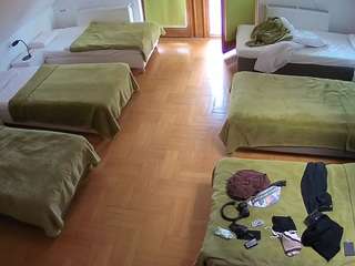 voyeurcam-julmodels-bed-6 webcam