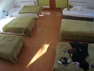 voyeurcam-julmodels-bed-6