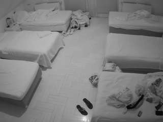 voyeurcam-julmodels-bed-6 webcam