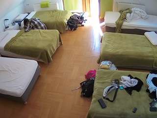 voyeurcam-julmodels-bed-6