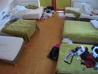 voyeurcam-julmodels-bed-6