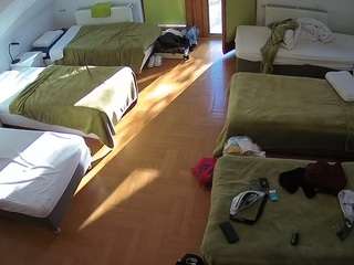 voyeurcam-julmodels-bed-6 webcam