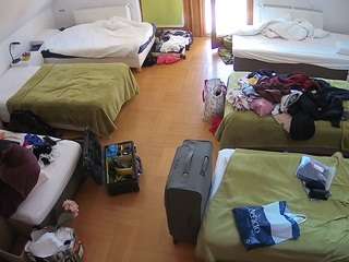 voyeurcam-julmodels-bed-6 webcam