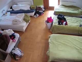 voyeurcam-julmodels-bed-6