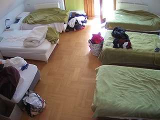 voyeurcam-julmodels-bed-6