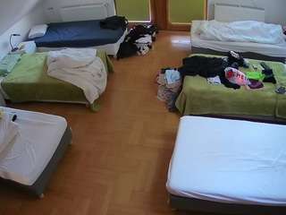 voyeurcam-julmodels-bed-6