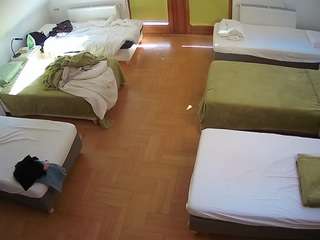voyeurcam-julmodels-bed-6