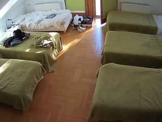 voyeurcam-julmodels-bed-6