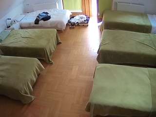 voyeurcam-julmodels-bed-6