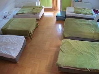 voyeurcam-julmodels-bed-6