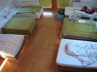voyeurcam-julmodels-bed-6