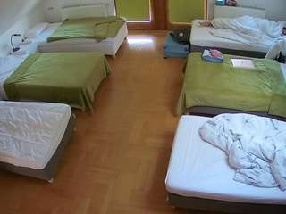 voyeurcam-julmodels-bed-6