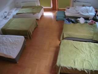 voyeurcam-julmodels-bed-6 webcam