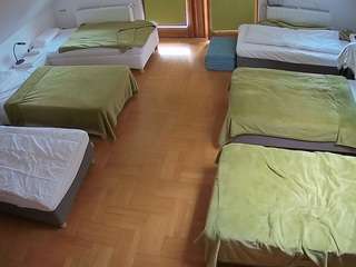 voyeurcam-julmodels-bed-6 webcam