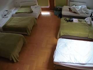 voyeurcam-julmodels-bed-6 webcam