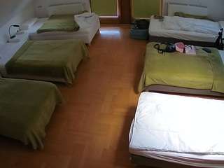 voyeurcam-julmodels-bed-6 webcam