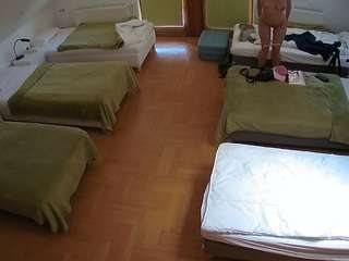 voyeurcam-julmodels-bed-6 webcam