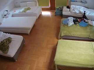 voyeurcam-julmodels-bed-6
