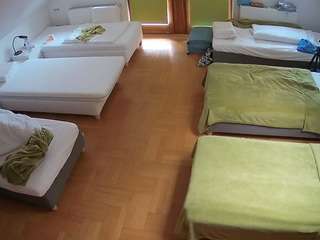 이 모델은 현재 라이브 중입니다. voyeurcam-julmodels-bed-6