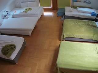 voyeurcam-julmodels-bed-6
