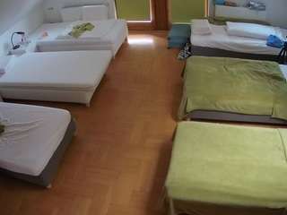 voyeurcam-julmodels-bed-6