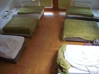 voyeurcam-julmodels-bed-6