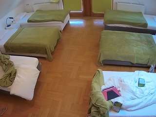 voyeurcam-julmodels-bed-6