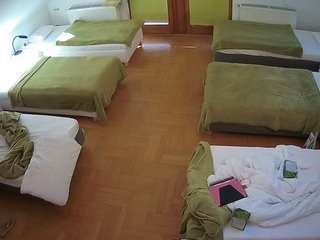 voyeurcam-julmodels-bed-6